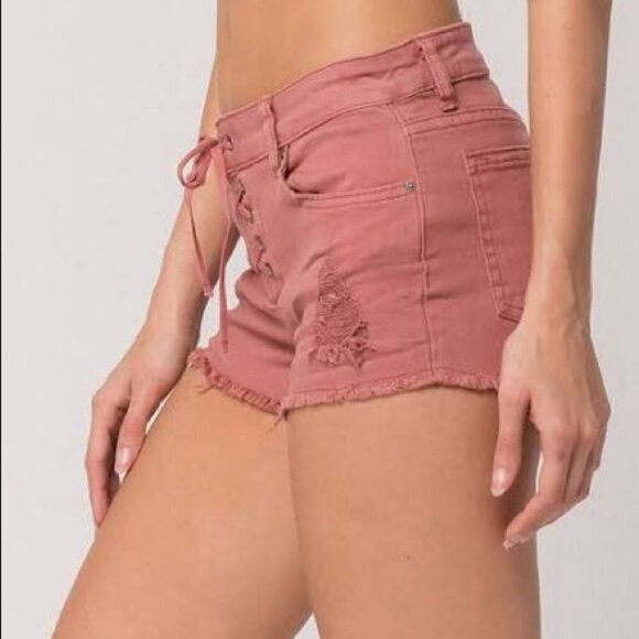 ☀️ BILLABONG Dusty Rose Lace Up Shorts Distress 26 Boho Cute Denim Cut Offs - Picture 1 of 5
